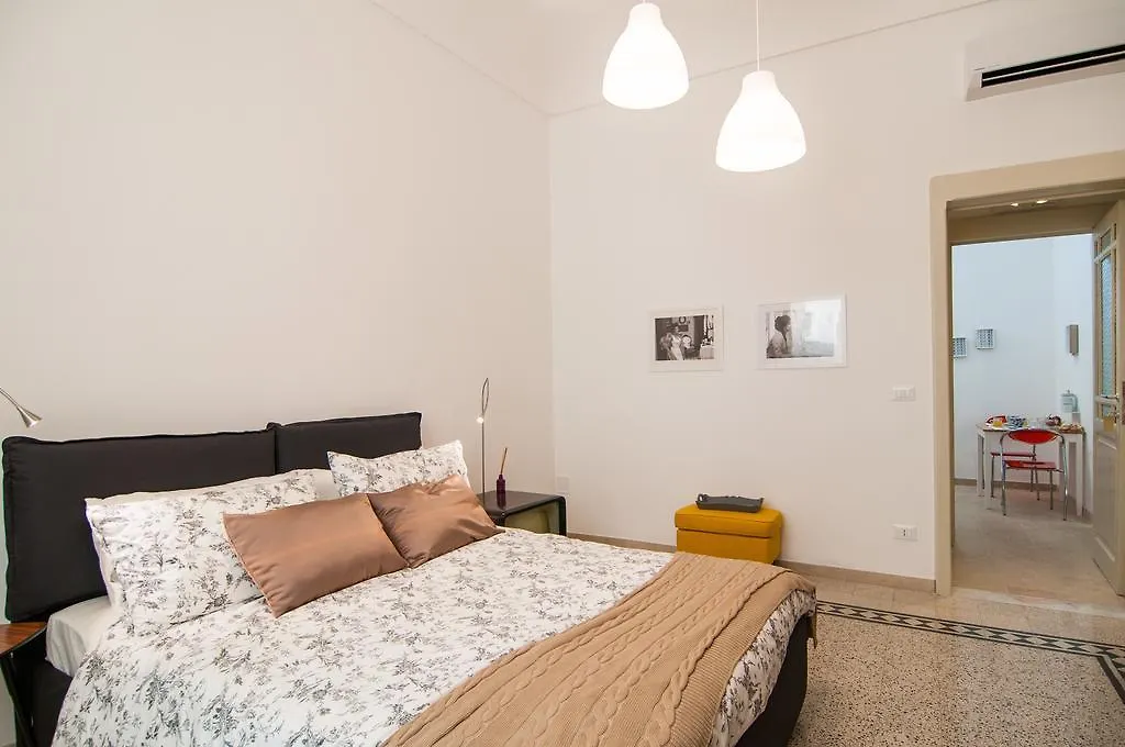 B&B Novecento Siciliano Noto 0*,  İtalya